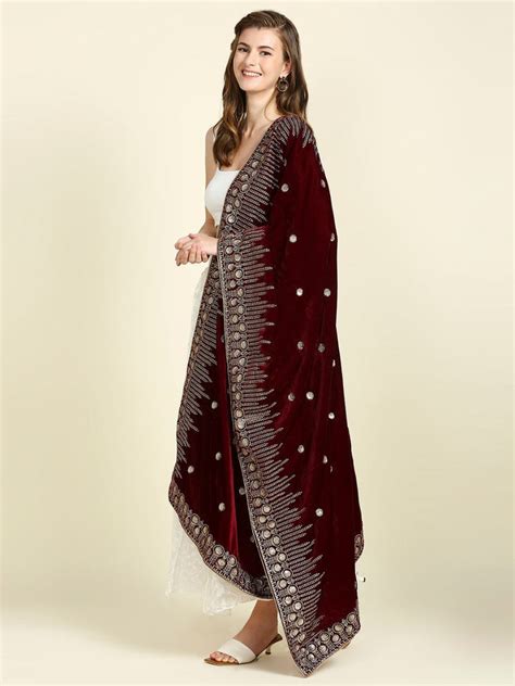 Embroidered Maroon Velvet Dupatta – Dupatta Bazaar