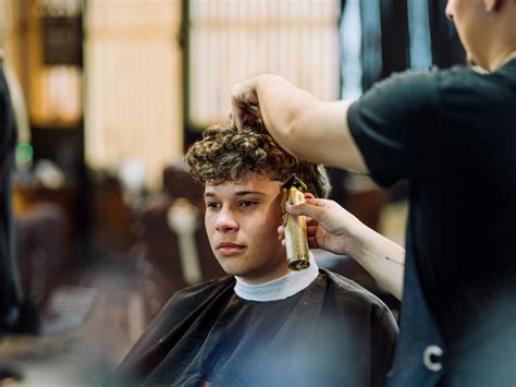 The 'alpaca' haircut teenage boys and young men are obsessed with ...
