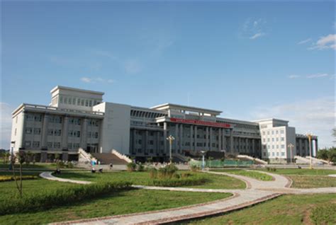 新疆阿克苏市有哪些大学?-阿克苏有哪些学校