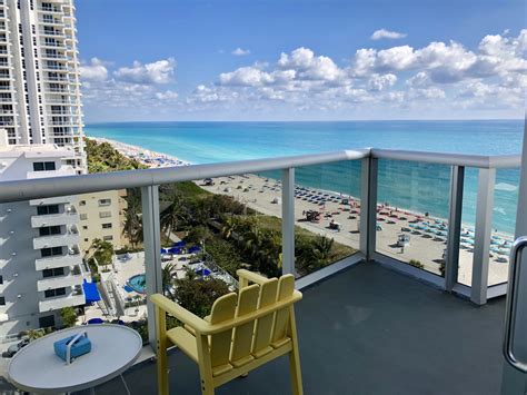 Review: The Confidante Hotel Miami Beach, Unbound Collection by Hyatt