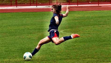 Alex Morgan Soccer Model 的图像结果