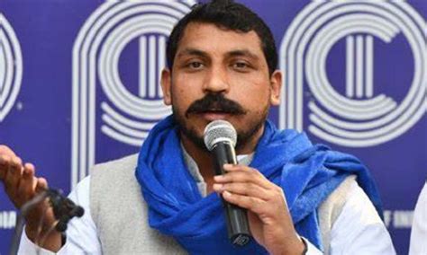 UP News: चंद्रशेखर आजाद का CM योगी को चैलेंज, हिम्मत है तो बिजनौर आइये ...