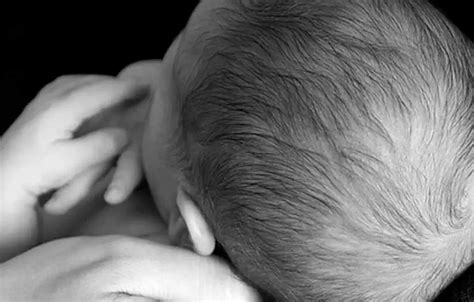 Alien Baby in India 的图像结果