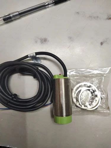 Electronic Sensors - Fotek Photo Sensor Trader - Retailer from New Delhi