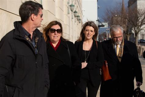 Johnny Bobbitt and N.J. woman behind $400,000 GoFundMe scam plead ...