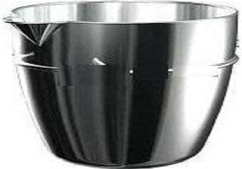 Crucible With Pouring Lip