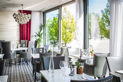 VARBERGS STADSHOTELL RESTAURANG, Varberg - Menu, Prices & Restaurant ...