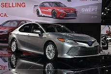 Lease A Toyota Camry by 2018 Toyota Camry Hybrid Two Different Battery Packs Lease A Toyota Camry