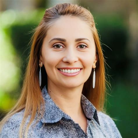 Quinn - English teacher - ₹2192/h