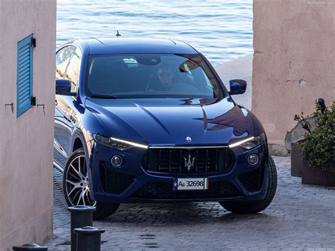 Maserati Levante Hybrid (2021) - picture 186 of 236 - 1280x960