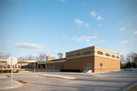 Woodside Elementary School Gymnasium | WRA