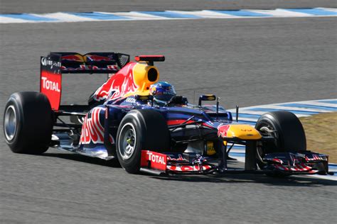 Restr:F1 2012 Jerez test - Red Bull 2.jpg - Wikipedia : 【F1画像】2012年のマシン ...