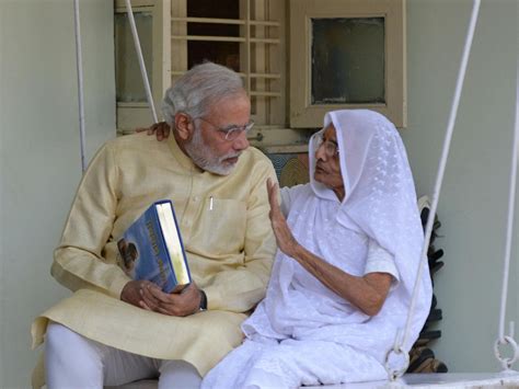 Health of PM Modi's Mother Heeraben Improves - 29.12.2022, Sputnik India