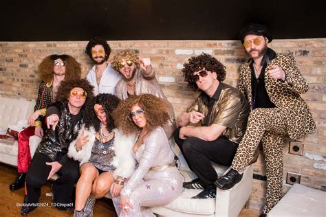 THE DISCO CIRCUS at the Gurnee Park District!, Viking Park, Gurnee, 10 ...