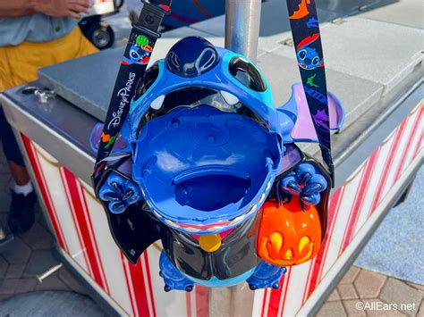 People Are LOSING IT Over Popcorn Buckets at Disney World and Honestly ...