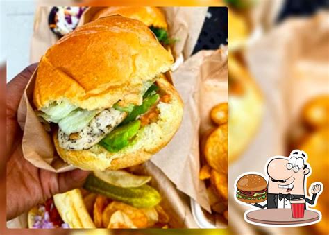 Royal Charcoal Shawarma, Hyderabad - Restaurant reviews