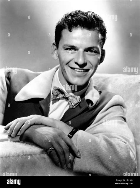 Frank Sinatra, 1940s Stock Photo - Alamy