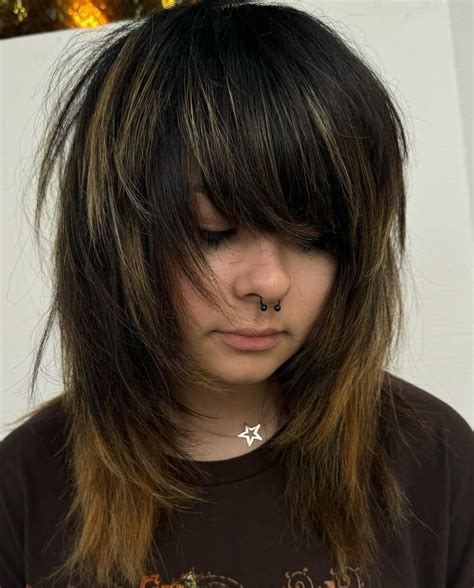 17 Emo Shag Haircuts (For All the Scene Girls in 2024) in 2024 | Short ...