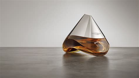 Bowmore ARC-52; Ingenuity Defined | Suntory Global Spirits