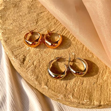 Lush Loops – STONE METAL SCISSORS