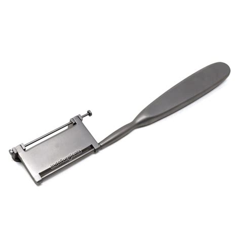Buy Skin Grafting Handle with Wodden Box (Small) Online at Best Price