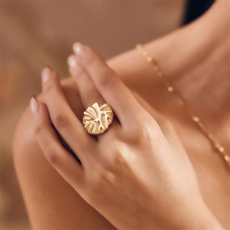 Evelyn Ring – nihiraa