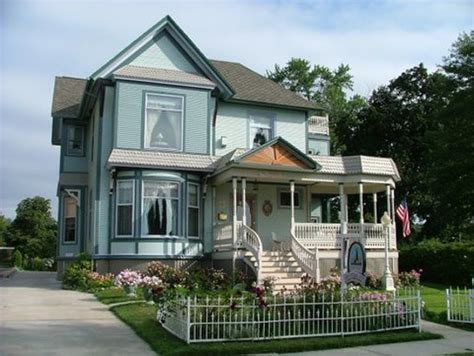 Port City Victorian Inn, Bed and Breakfast, LLC Fireplace: Pictures ...