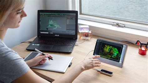 Holographic Computer Display 的图像结果