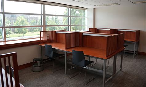 Quiet Study Room 212 - WashU Libraries