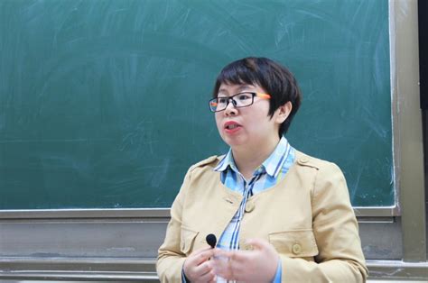 我院为大四毕业生举办就业指导讲座-地理科学学院