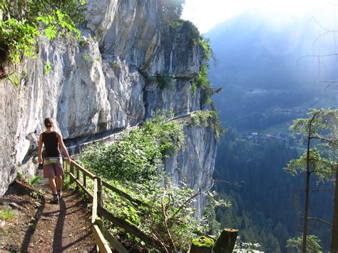 Galerie Défago walk near Morgins