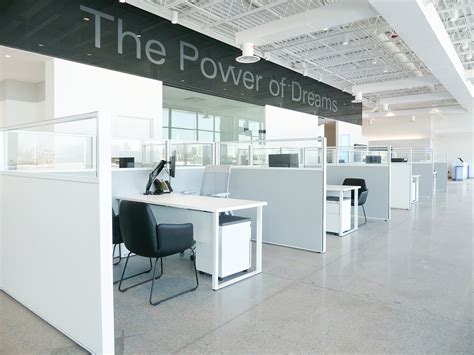 Gerald Honda Matteson | BOS Showcase | Inspiring Workspaces by BOS