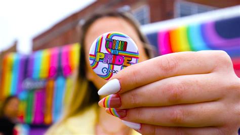 Pace Bus Pronoun Pins — Ian John Young