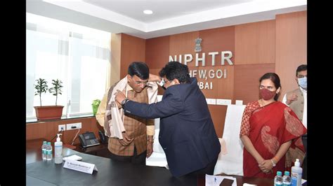 Visit of Health and Family Welfare Minister | National Institute of ...