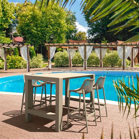 Commercial Outdoor Dining Tables - Outdoor Tables | Australia