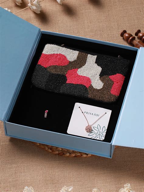 For your Blush - Blue Priyaasi Gift Box