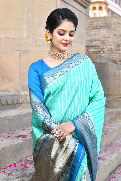 Turquoise Pure Katan Silk Banarasi Handloom Saree with Contrast Border ...