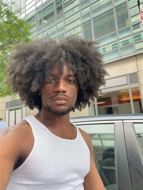 Pin by d s on Fashion #4 - Cortes de cabelo in 2025 | Afro hairstyles ...