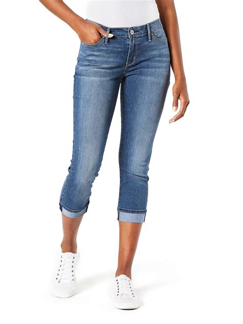 Signature by Levi Strauss & Co. Women's Modern Simply Stretch Capri ...