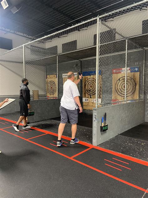 Army Recovery Care Program Soldiers take up ax throwing and archery ...
