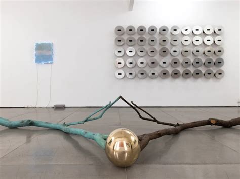 Reflections on space and time | Meer
