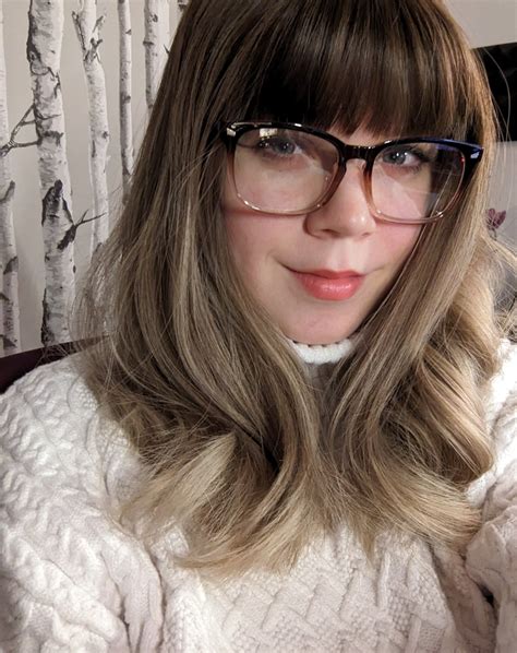 Naomi | oh hey :) ♡ she's alive twitch.tv/naomi | Instagram