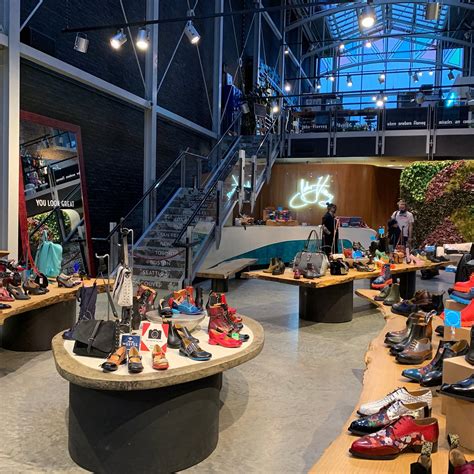 JOHN FLUEVOG (2025) All You Need to Know BEFORE You Go (with Photos ...