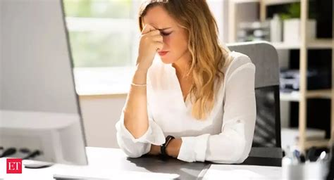 In a desk job? Try these 5 smart hacks to combat sedentary living - Get ...