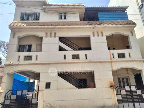 shradda sabori Jayanagar - Without Brokerage Semi-furnished 4 BHK Flat ...