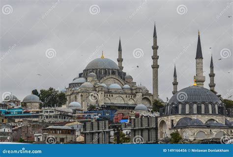 Suleymaniye Mosque in Istanbul, Turkey Editorial Photo - Image of ...
