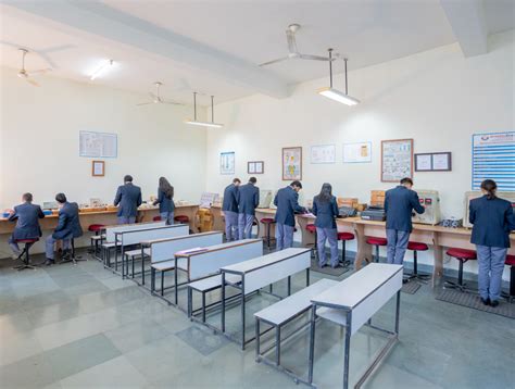Facilities | Electrical Engineering Department - GEU