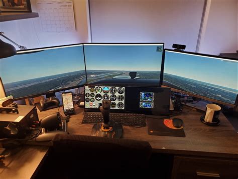Using Multiple Monitors with Microsoft Flight Simulator 的图像结果