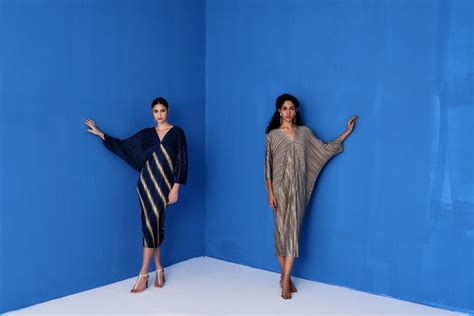 BLUE TWO TONE METALLIC DRAPE DRESS – Pleats By Aruni
