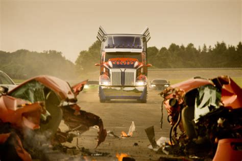 New photos from Transformers: Age of Extinction